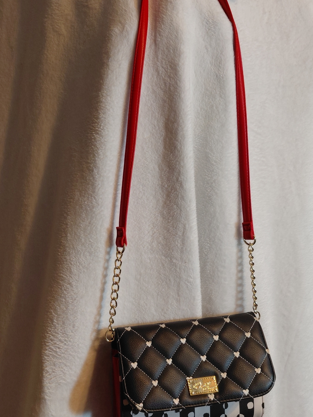 Luv Betsey Johnson Quilted Black Crossbody Bag or Clutch Removable Red Strap